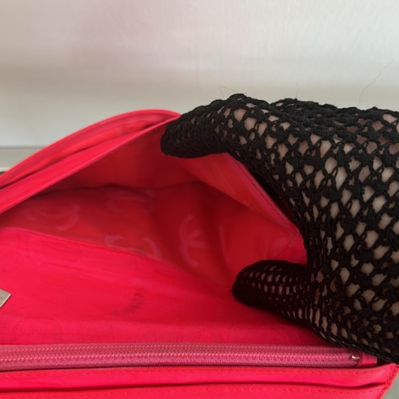 Chanel Black Quilted Lambskin Ligne Cambon Vertical Wallet with Pink Interior - Picture 12 of 16